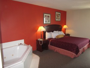 Executive Inn & Suites Wichita Falls - 3 Hot Tub Suites