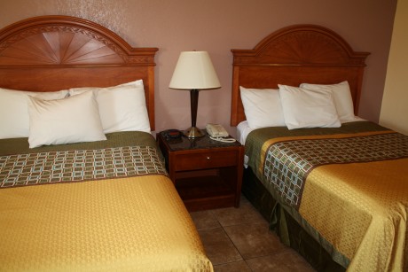 Executive Inn & Suites Wichita Falls - 2 queen bed room